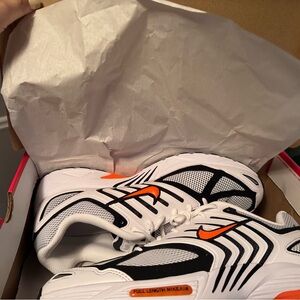 Men’s Nike Air Pegasus 2K5 White and Orange Shoes